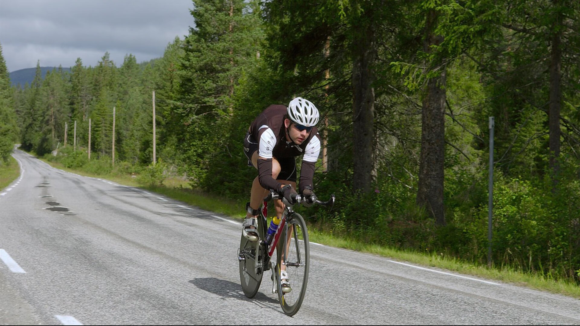 开云体育官方网站-雷霆逆转爵士，西亚卡姆点燃赛场