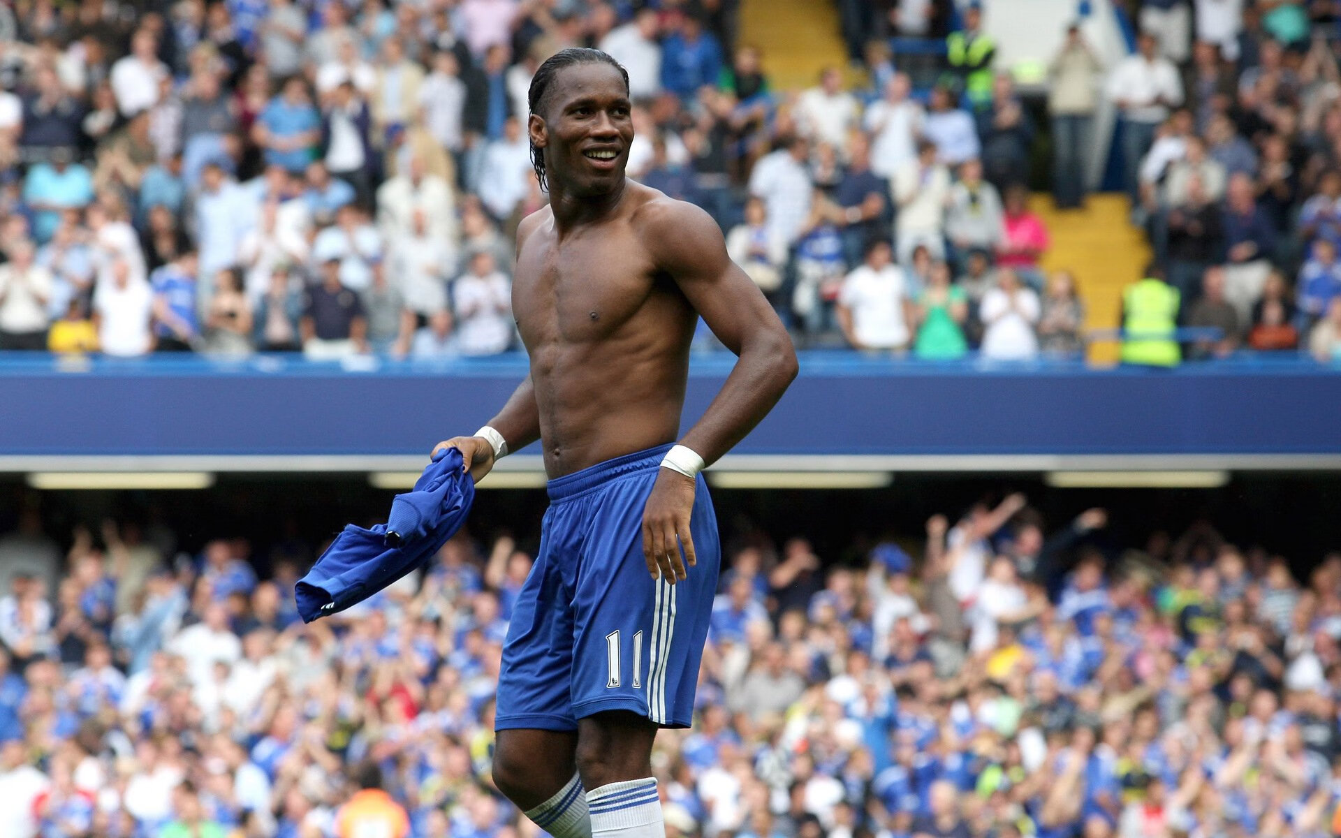 开云官方app入口-卡拉斯科闪耀全场，摩洛哥完胜那不勒斯背后的战术与精神密码